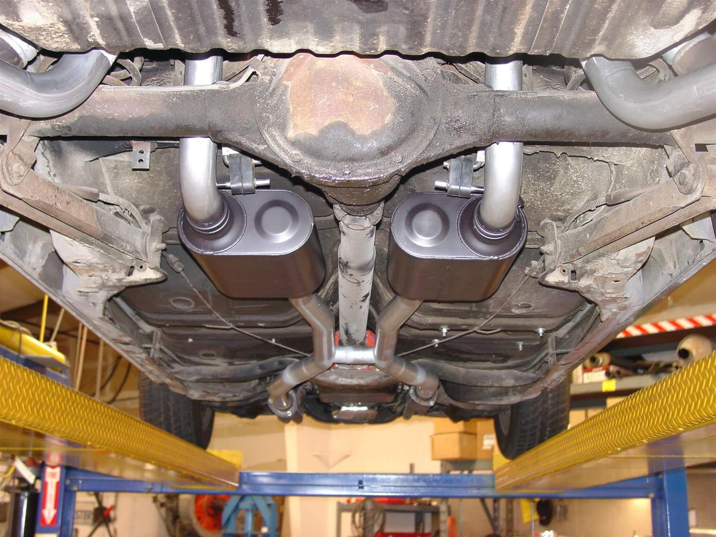 1964-72 GM A-Body Flowmaster American Thunder Crossmember Back Exhaust System, 2.5"